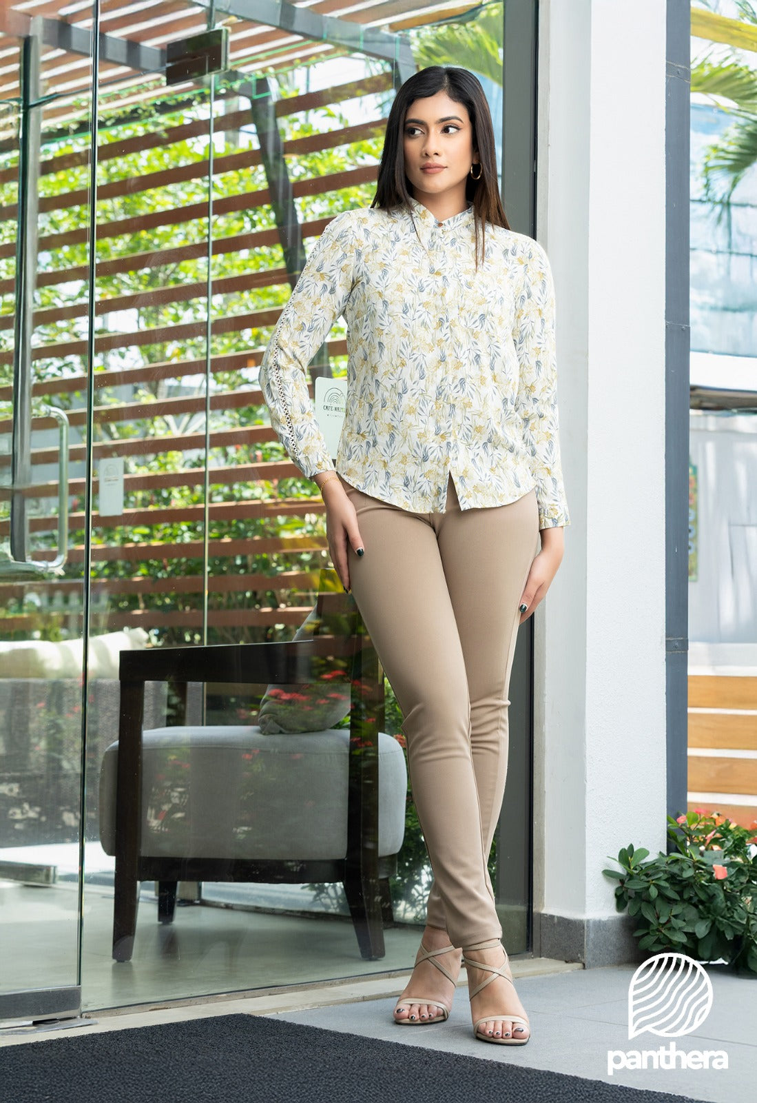 Floral Lace Detail WW Top