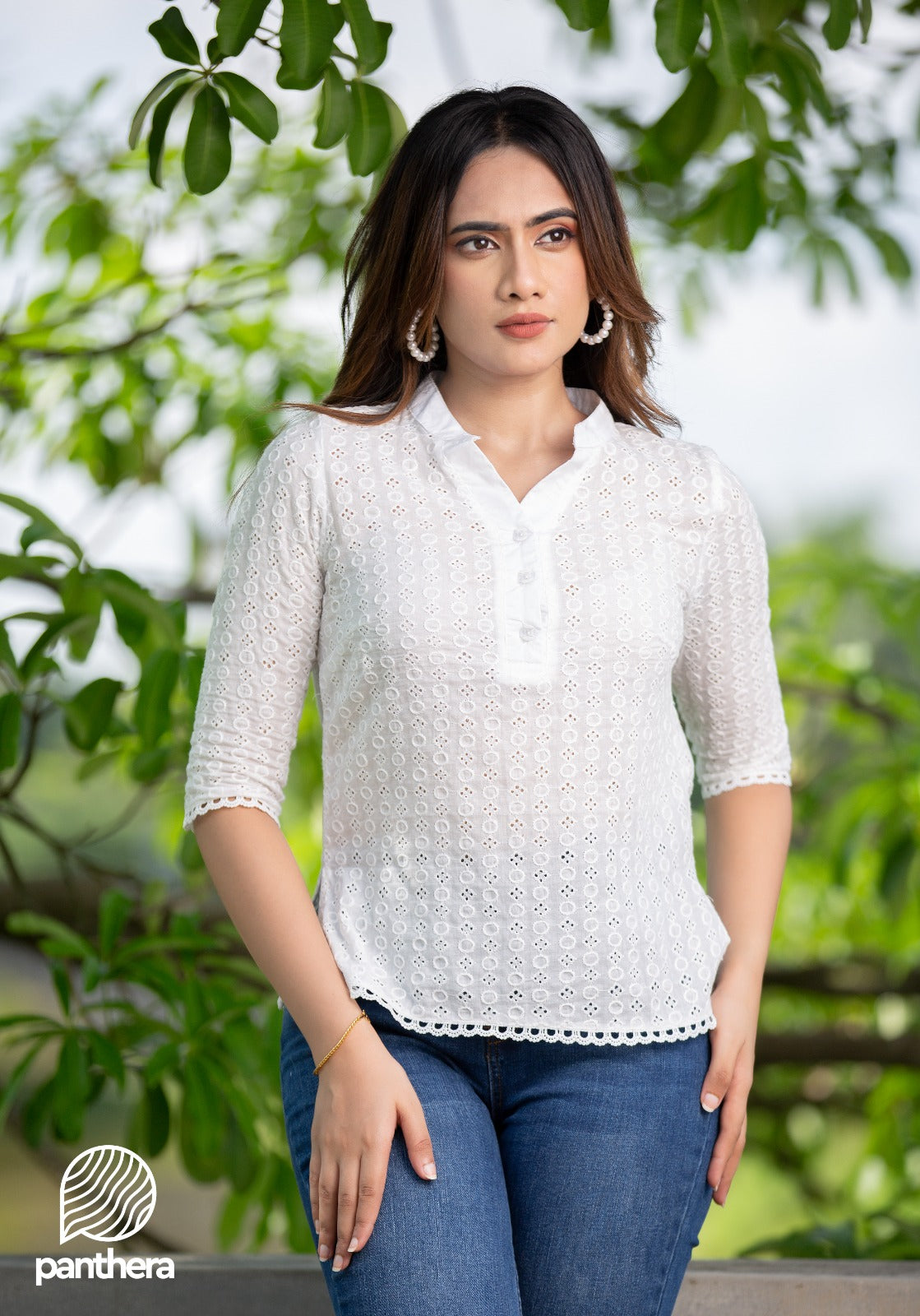 Lace Detail Cutloan Top