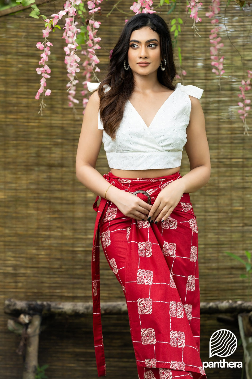 Abstract Printed Lungi (Included Buckle)