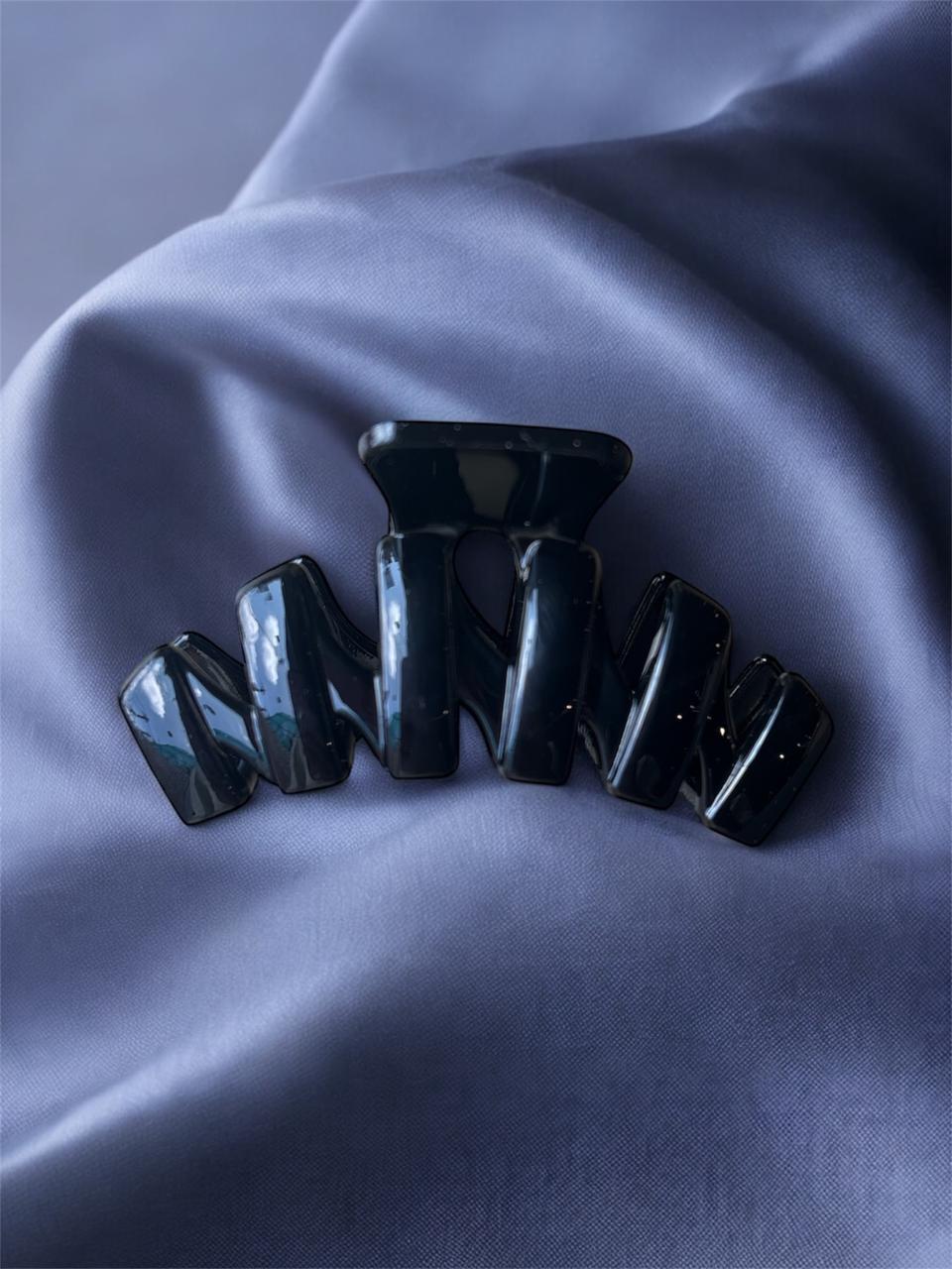 Solid Color Clip