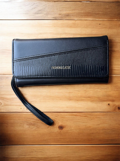 New Women's Zip Wallet