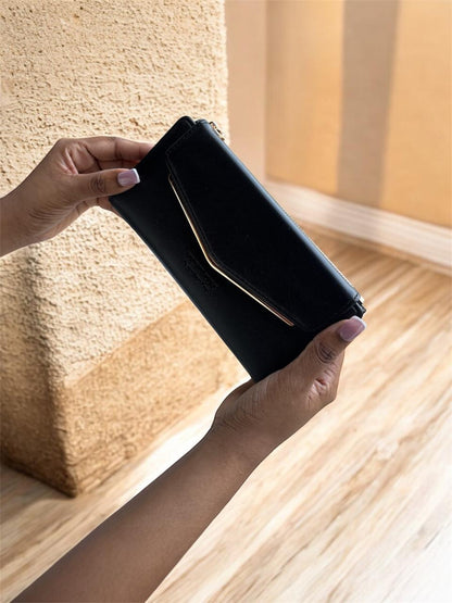 Elegant Zip Wallet