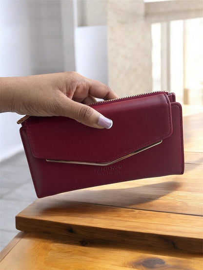Elegant Zip Wallet